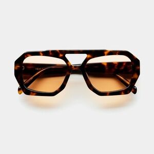 VEHLA Tortoise Geometric Sunglasses